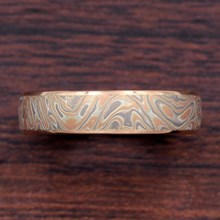 5mm Champagne Mokume and Rose Gold Wedding Band - top view